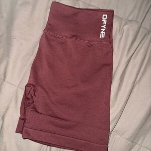 dfyne shorts